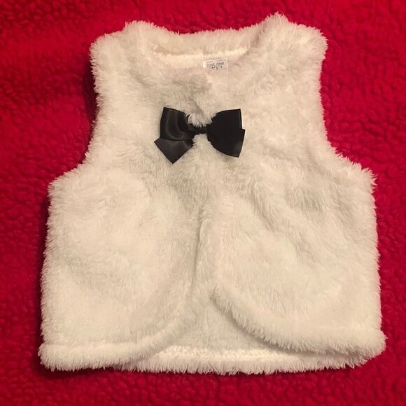 Carter's Other - Baby Furry Vest with a Bow Size 12 Mo White Black